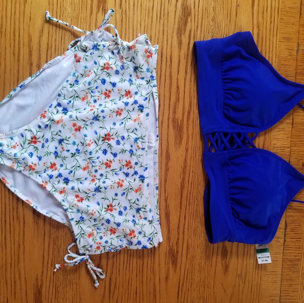 High waisted bathing suit with 2 different tops